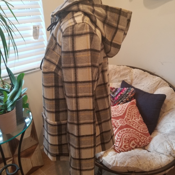 Old Navy Wool hooded blend Coat - Picture 7 of 11